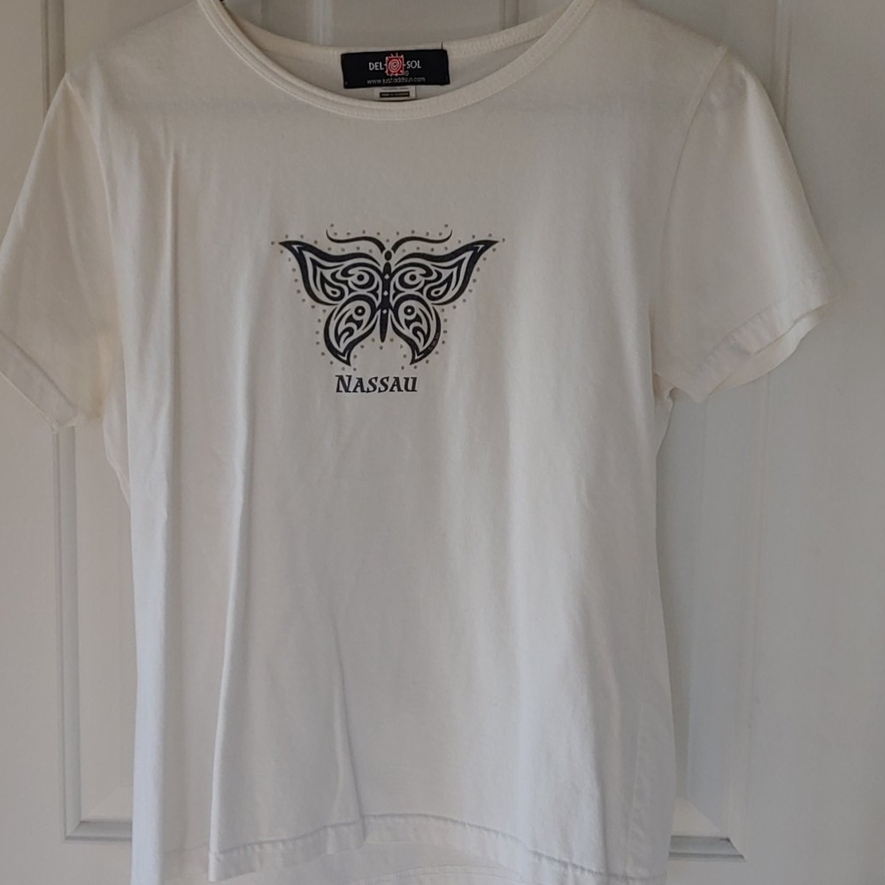 Color changing butterfly tshirt - Picture 2 of 4